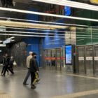 Кристалайт на станции метро 