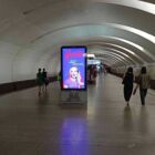 Кристалайт на станции метро 