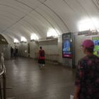 Кристалайт на станции метро 