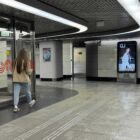 Кристалайт на станции метро 