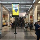 Кристалайт на станции метро 