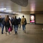 Кристалайт на станции метро 