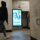Кристалайт на станции метро 