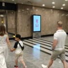 Кристалайт на станции метро 