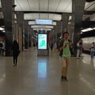 Кристалайт на станции метро 