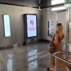 Кристалайт на станции метро 