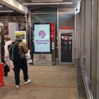 Кристалайт на станции метро 