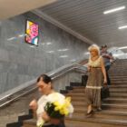 Кристалайт на станции метро 
