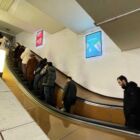 Кристалайт на станции метро 