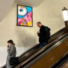 Кристалайт на станции метро 
