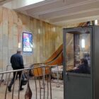 Кристалайт на станции метро 