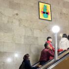 Кристалайт на станции метро 