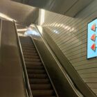 Кристалайт на станции метро 