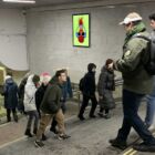 Кристалайт на станции метро 
