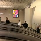 Кристалайт на станции метро 
