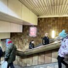 Кристалайт на станции метро 