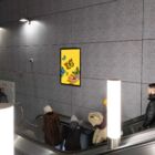 Кристалайт на станции метро 