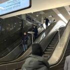 Кристалайт на станции метро 