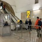Кристалайт на станции метро 