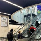 Кристалайт на станции метро 
