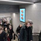 Кристалайт на станции метро 