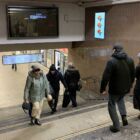 Кристалайт на станции метро 