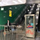Кристалайт на станции метро 