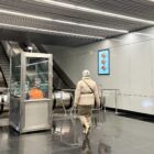Кристалайт на станции метро 