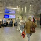 Кристалайт на станции метро 