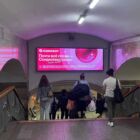 Кристалайт на станции метро 