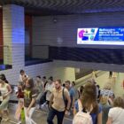 Кристалайт на станции метро 
