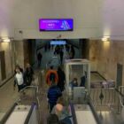 Кристалайт на станции метро 
