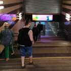 Кристалайт на станции метро 